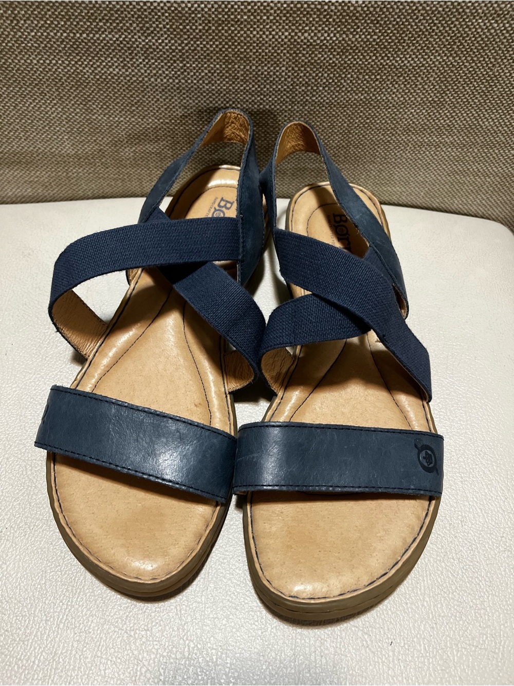 BORN Jayla Navy Blue Leather Flat Comfortable Sandal’s Women’s Size 10